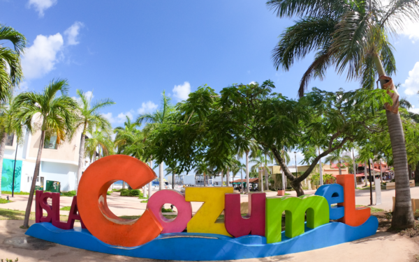 Isla Cozumel sign